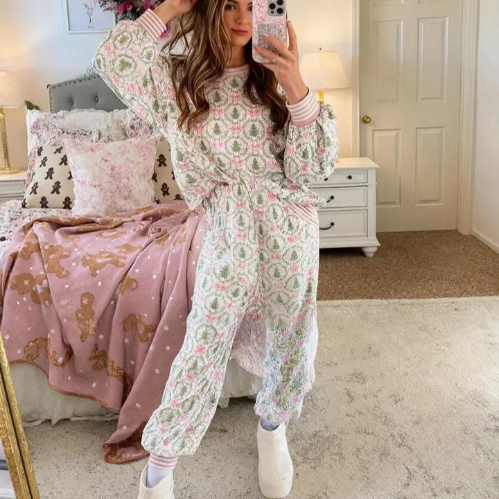 AUBREY™ - Cozy Christmas Bow Print Loungewear Set - MABEL LONDON