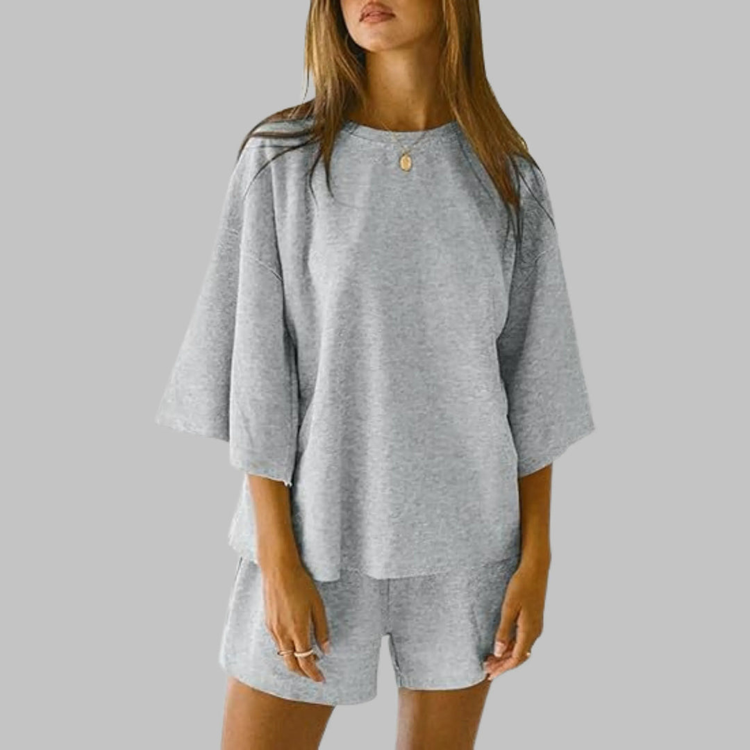 TIYA™ - Casual Top and Shorts Lounge Set - MABEL LONDON