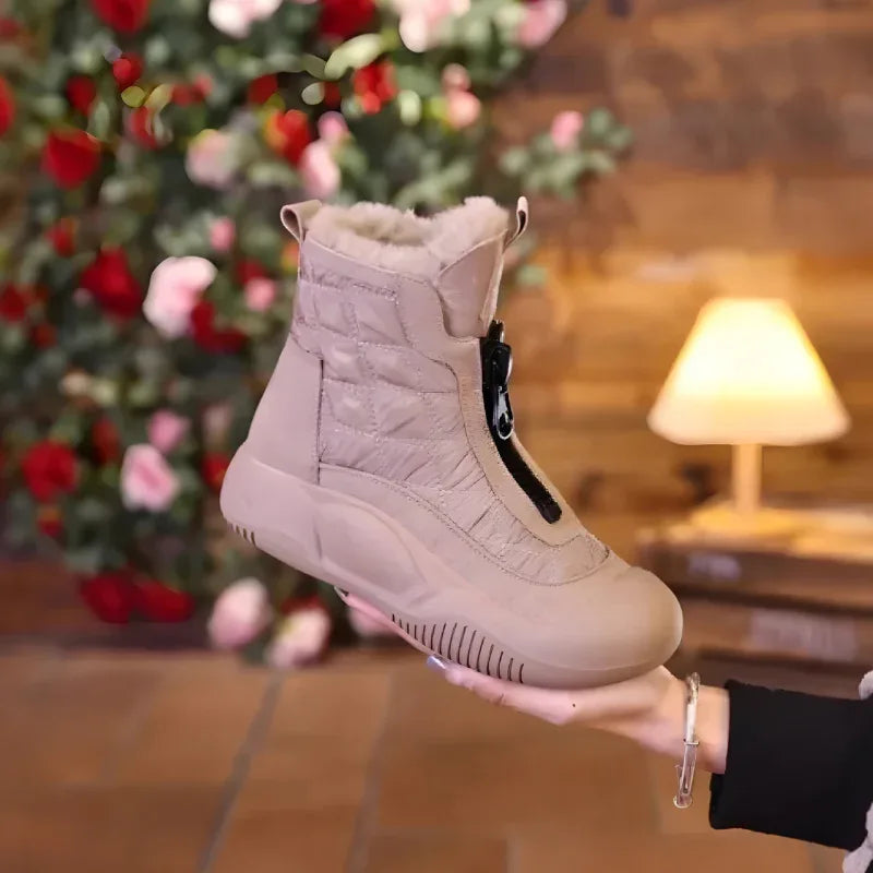 Maddie | White Qulted Boots - MABEL LONDON