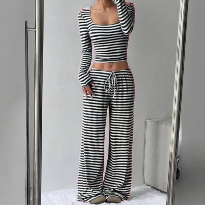 JANA™ - Relaxed Fit Crop Top and Pants Lounge Set - MABEL LONDON