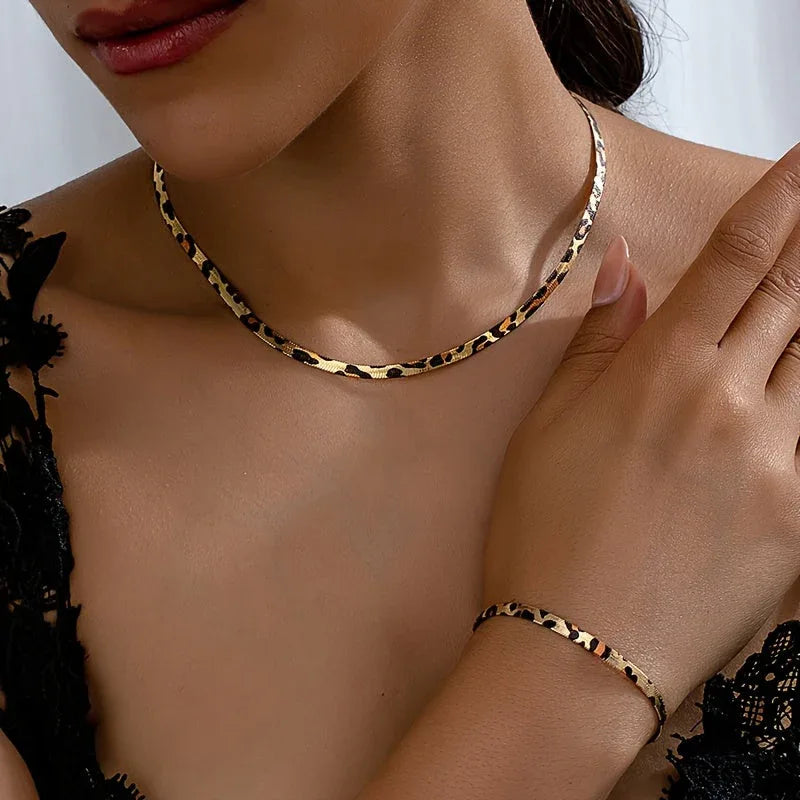 Vintage Snake Chain Necklace Set - MABEL LONDON