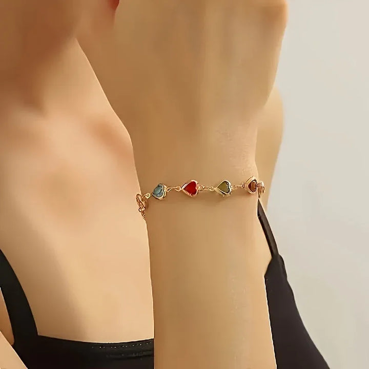 Heart-Shaped Gold Bracelet - MABEL LONDON