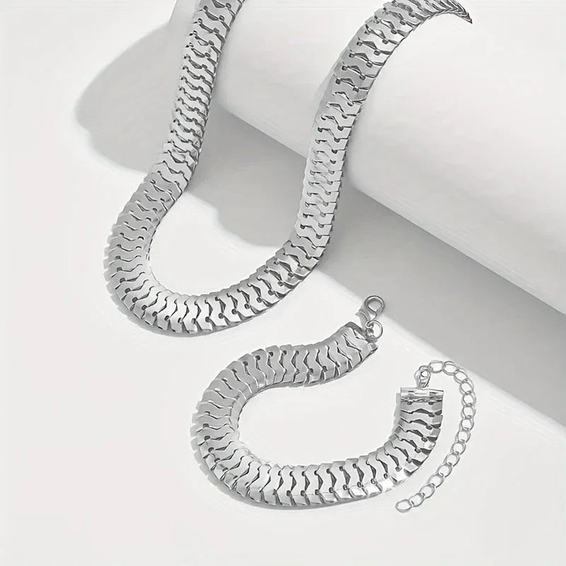 Spring & Summer Necklace Set – Polished Metal Finish - MABEL LONDON