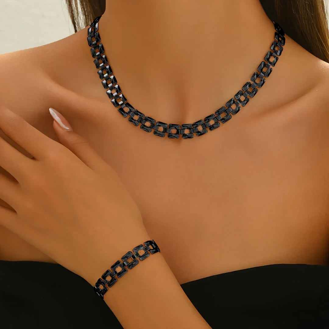 Spring & Summer Necklace Set – Polished Metal Finish - MABEL LONDON