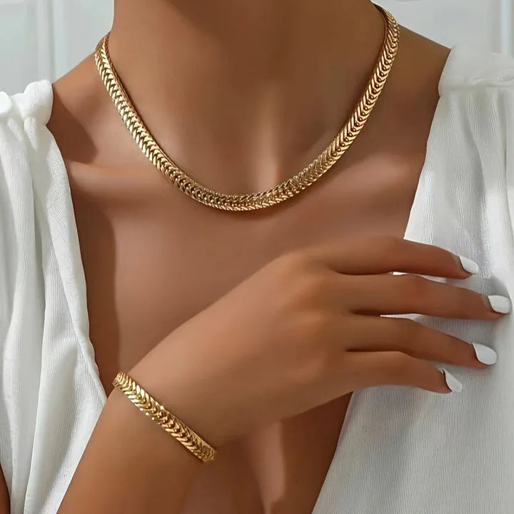 Unisex Fox Tail Necklace & Bracelet Set - MABEL LONDON