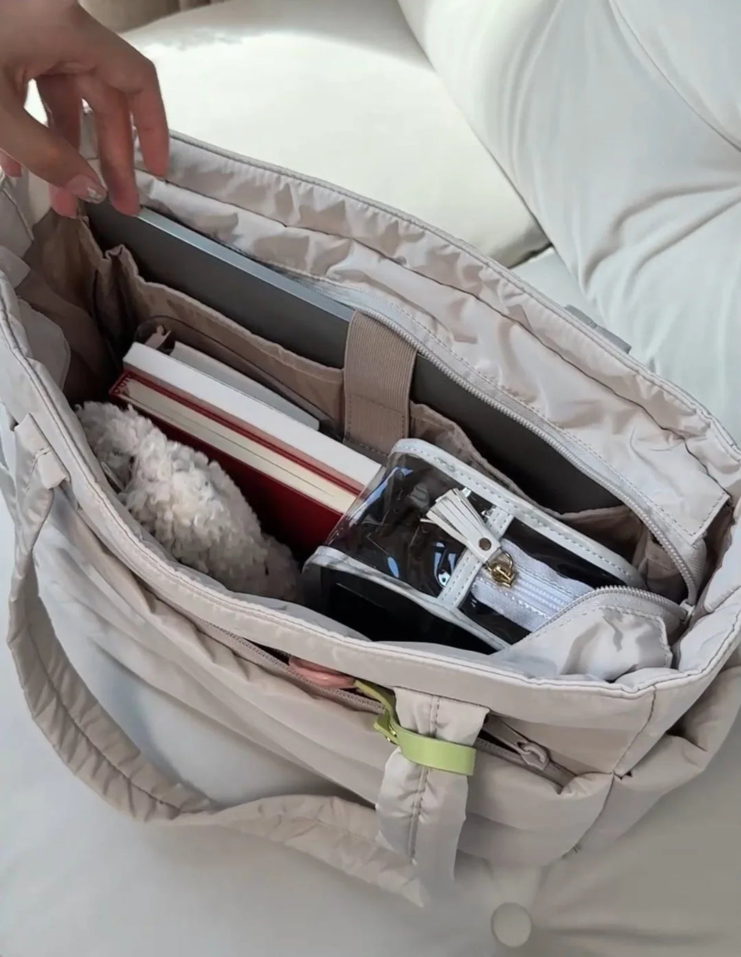 Calyss | Bubble Shoulder Bag with Pockets - MABEL LONDON