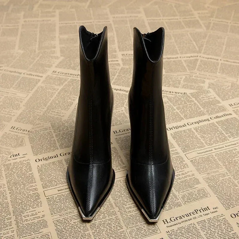 NOX™ - Chrome Tip Chelsea Boots - MABEL LONDON
