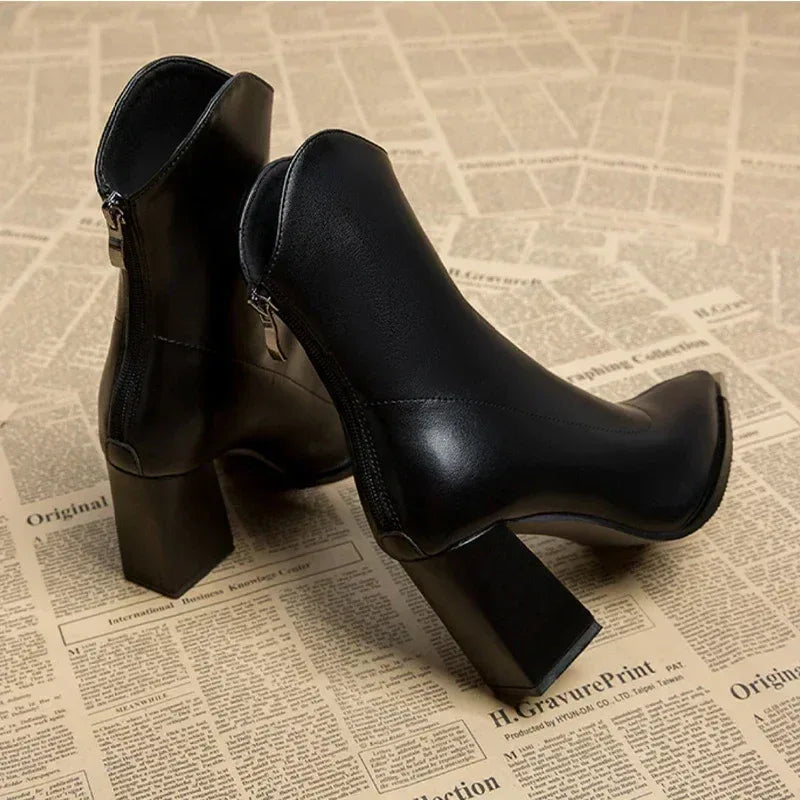 NOX™ - Chrome Tip Chelsea Boots - MABEL LONDON