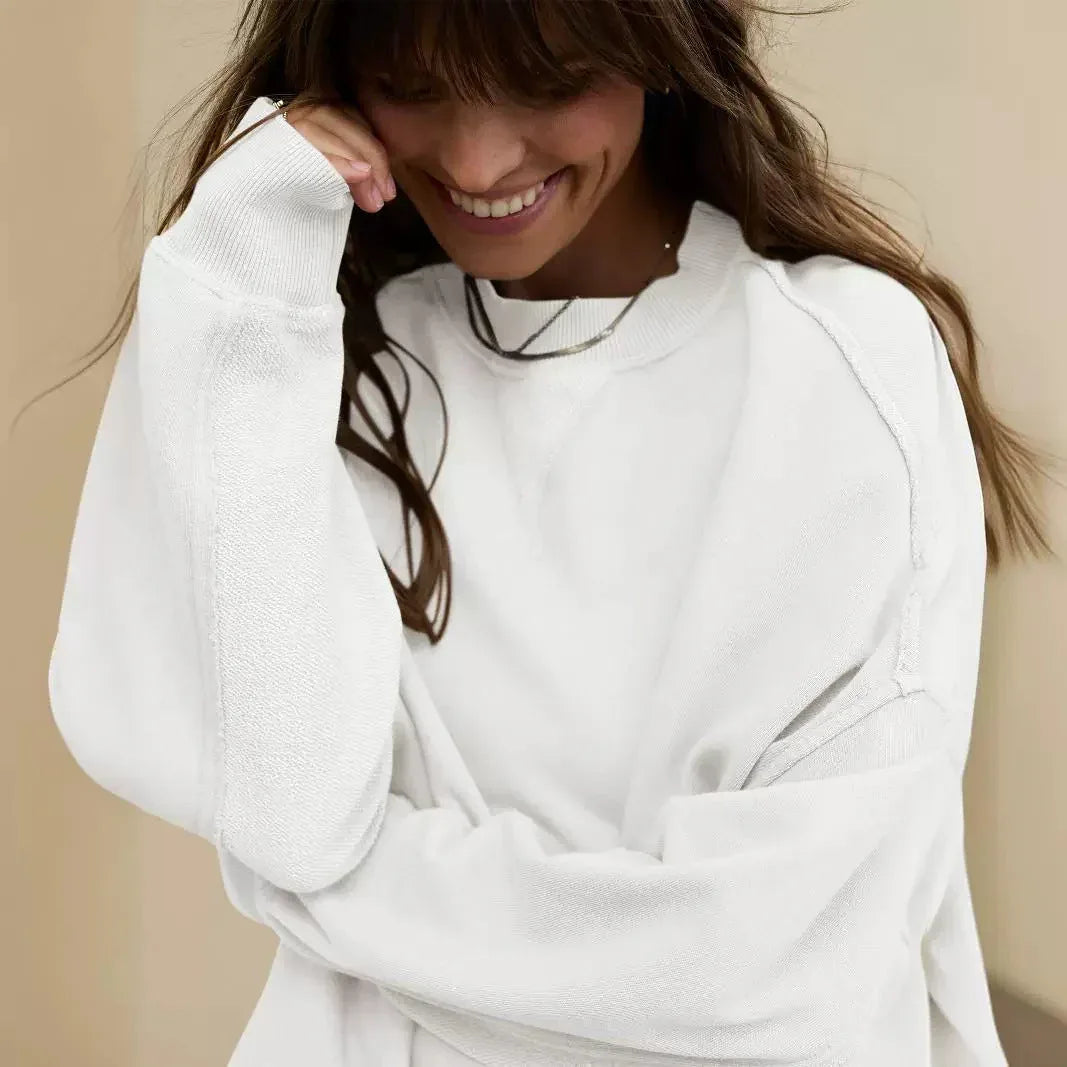 ANNE™ – Relaxed Fit Classic Sweatshirt - MABEL LONDON