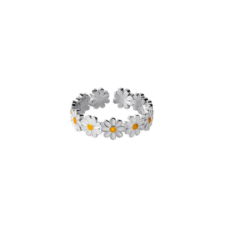 MAISY™ – Blooming Daisy Ring - MABEL LONDON