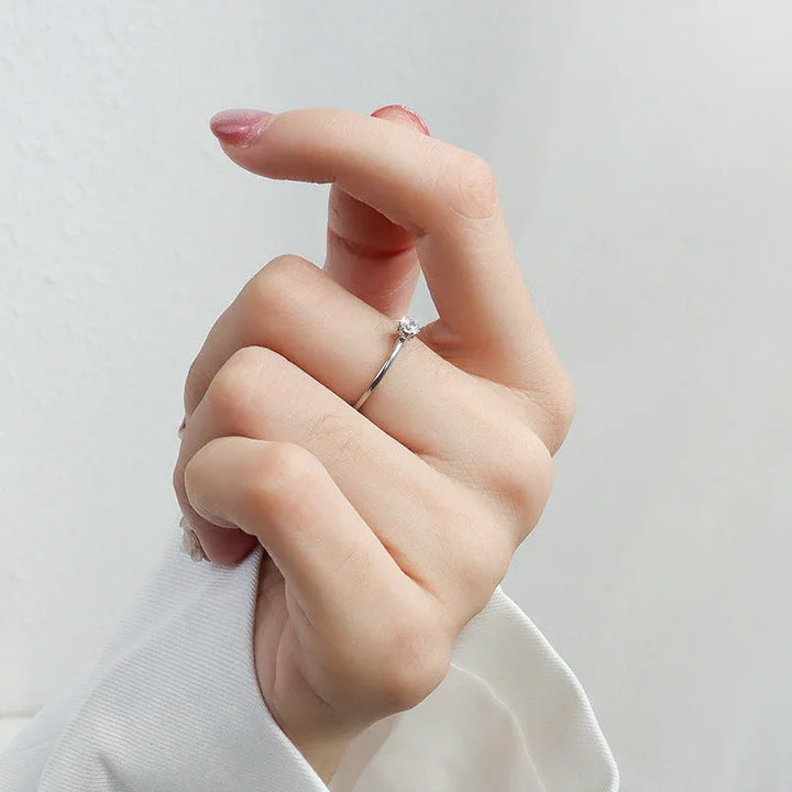 VICTORINE™ – Simple Elegance Ring - MABEL LONDON