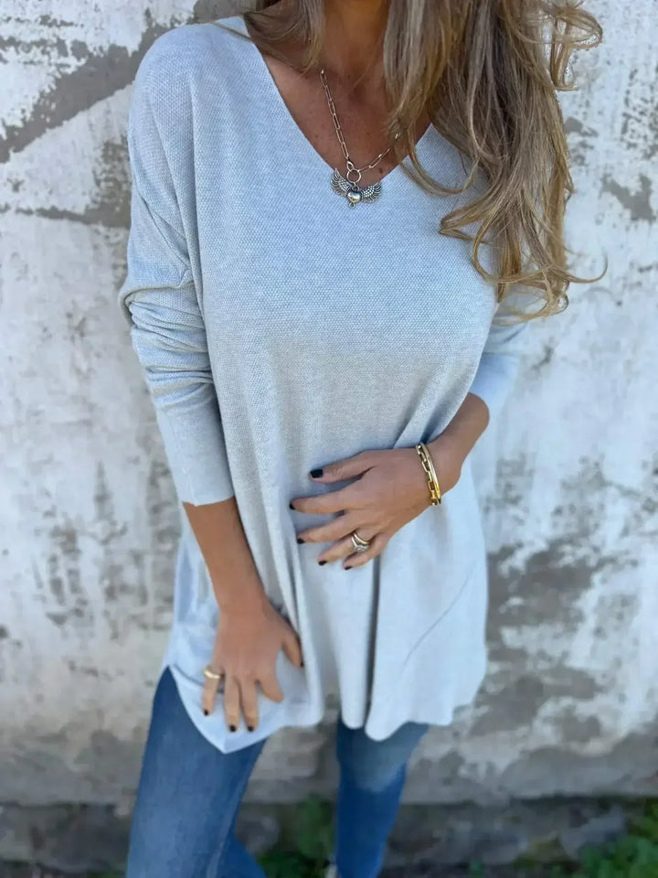 Leona | Relaxed V-Neck Knit Tunic - MABEL LONDON