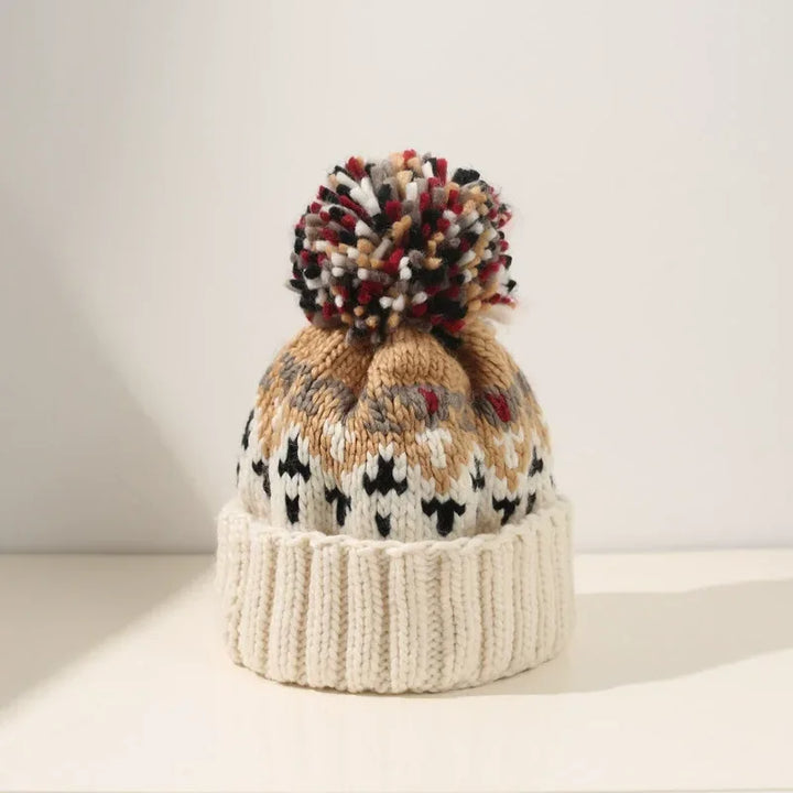 TAMARA™– Cozy Snowflake Pom Beanie - MABEL LONDON