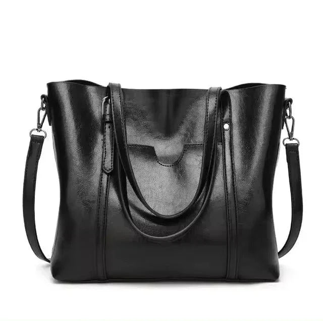 Daphira | Sleek Leather Shoulder Bag - MABEL LONDON