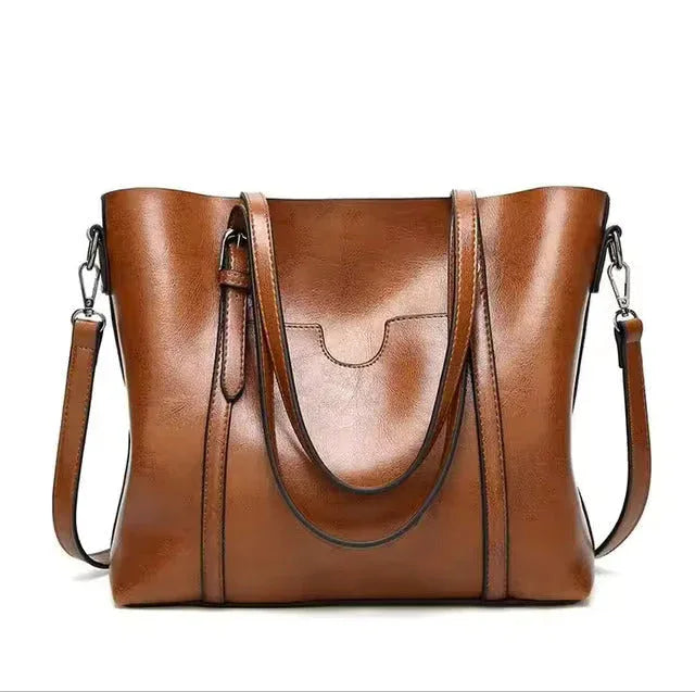 Daphira | Sleek Leather Shoulder Bag - MABEL LONDON