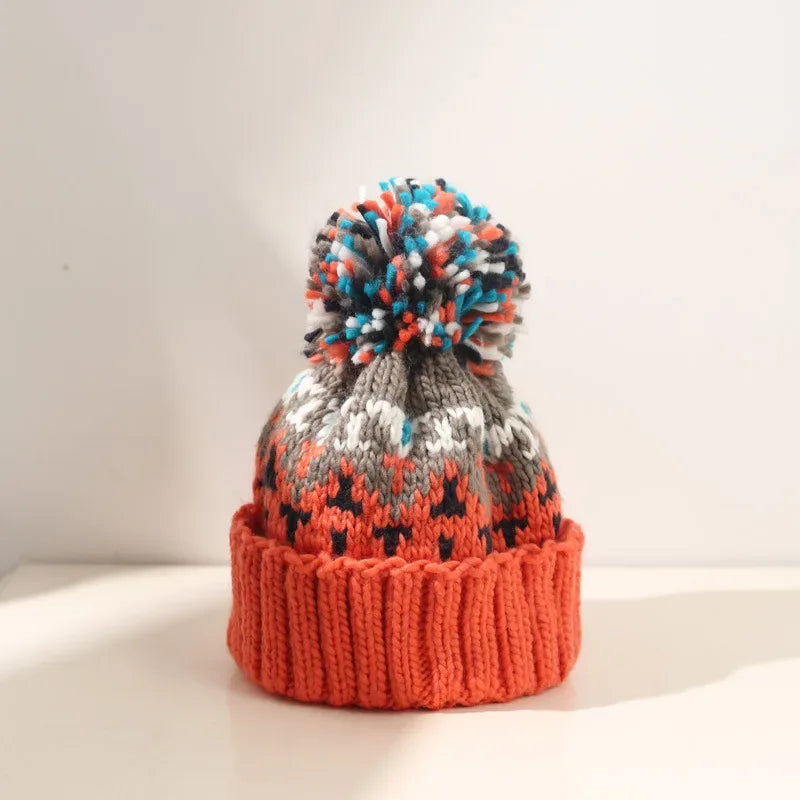 TAMARA™– Cozy Snowflake Pom Beanie - MABEL LONDON