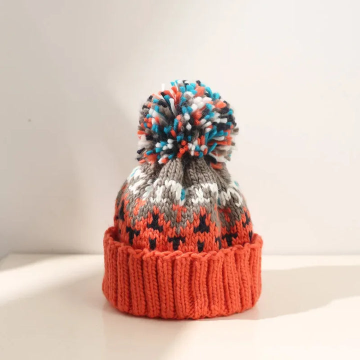 TAMARA™– Cozy Snowflake Pom Beanie - MABEL LONDON
