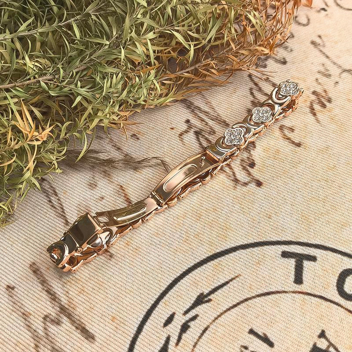 AURELIA™ – Elegant Magnetic Copper Bangle - MABEL LONDON